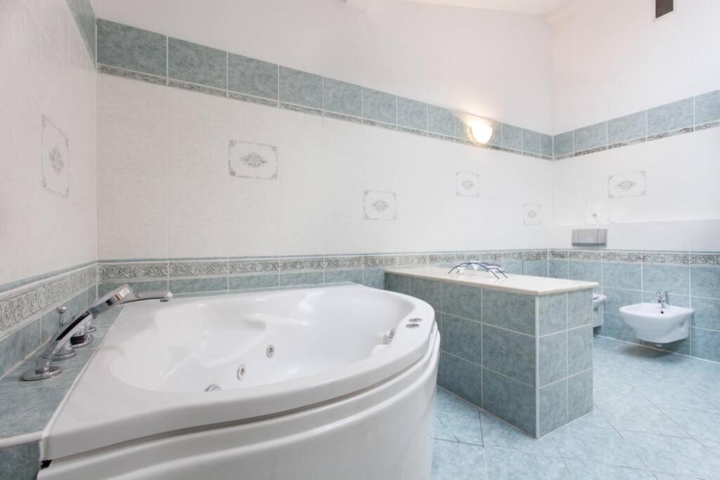 Florianska Penthouse Delux Apartment Krakow Exterior photo
